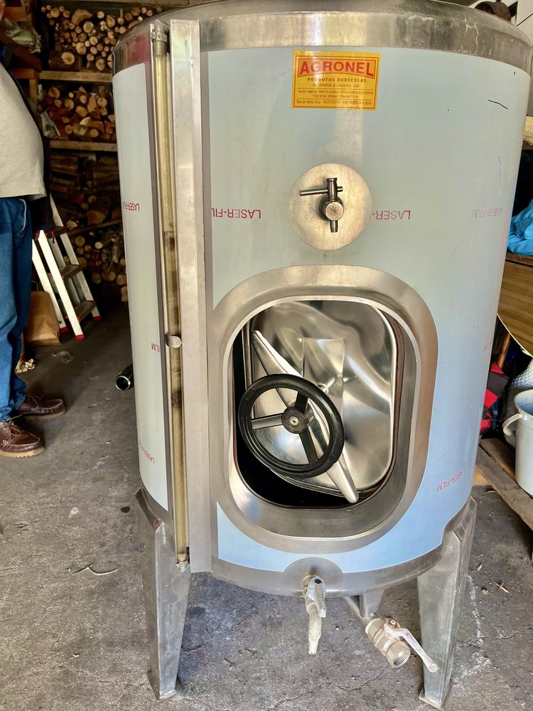 Cuba em Inox 250 litros