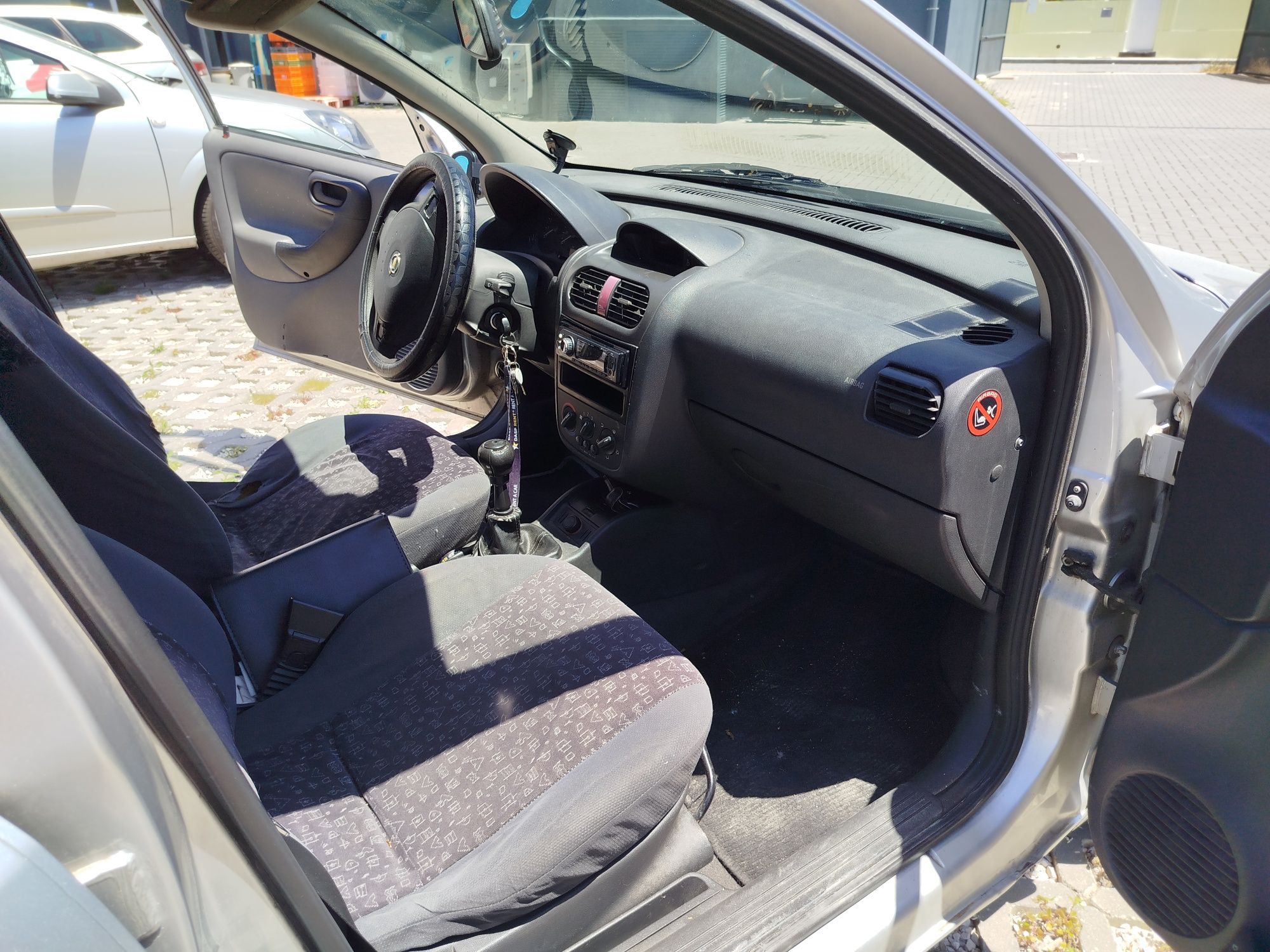 Opel Corsa 1.7 DI - Gasóleo 2002