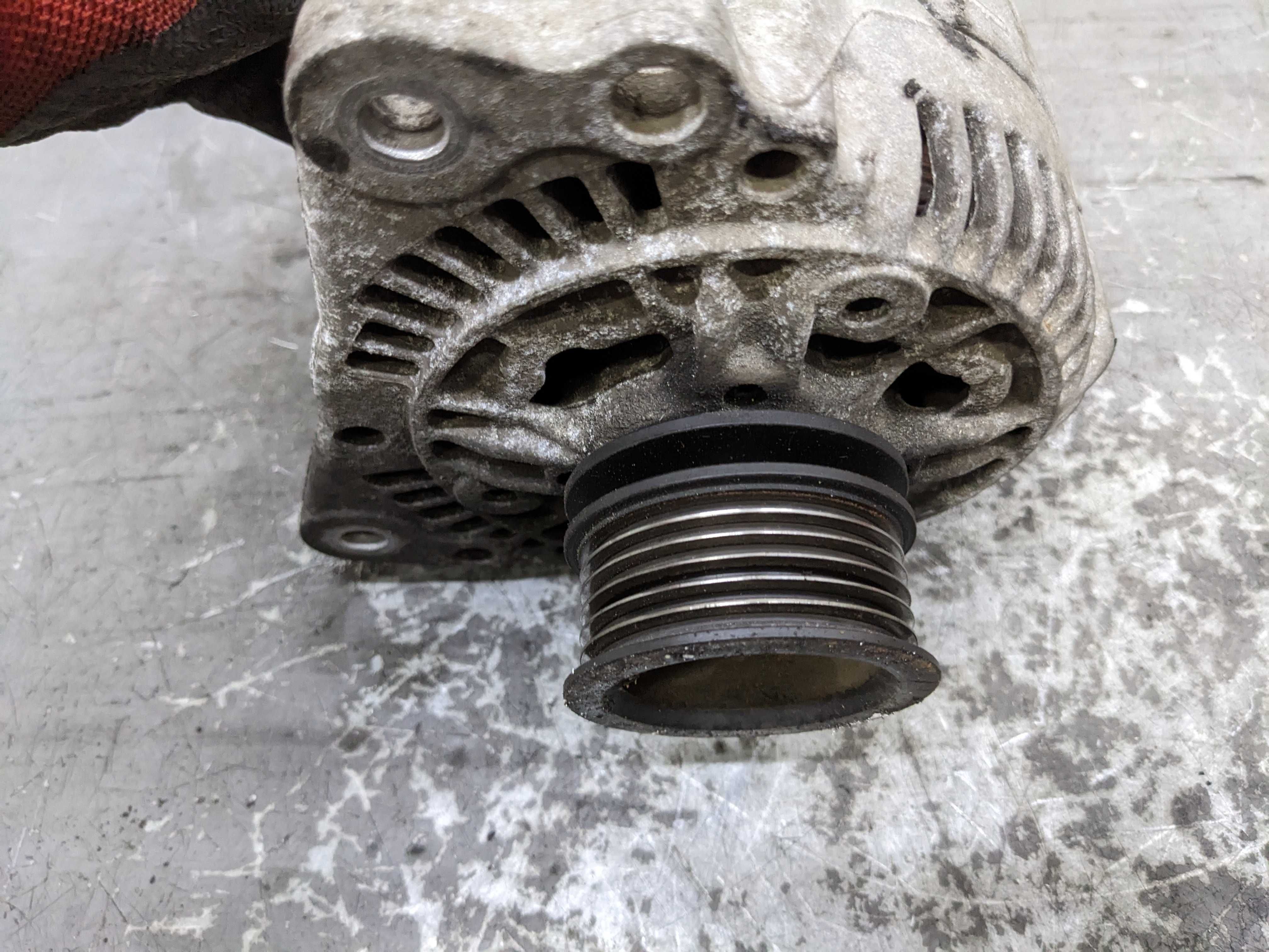 Audi A3 8L 1.6 1.8 Alternator