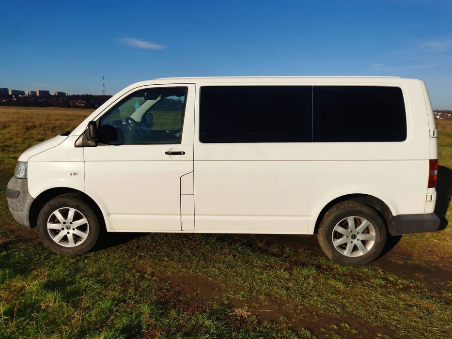 Volkswagen Transporter Volkswagen T5 2009r 1.9 TDI 9-osobowy Pierwszy Właściciel