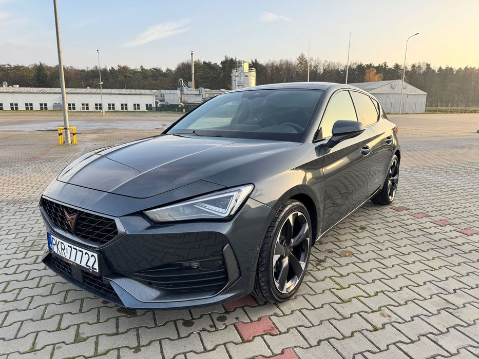 Cupra Leon 2023r* 1.5eTsi* 150km* Niski przebieg*