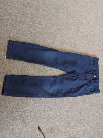 Spodnie miękki sztruks HM 110