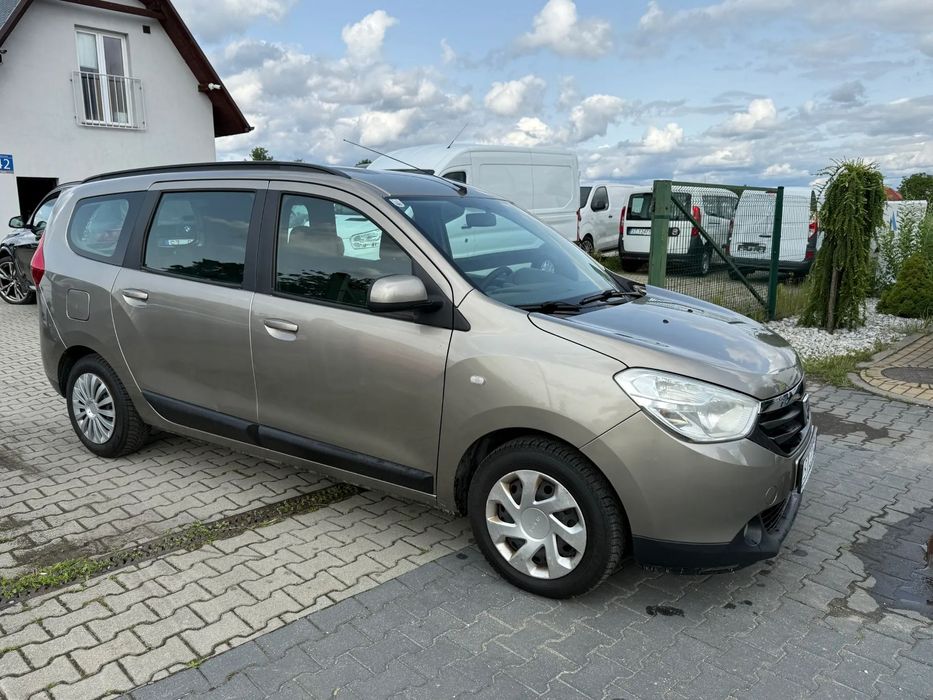 Dacia Lodgy Dobry stan/Niski przebieg/Bogate wyposażenie/1.6 Benzyna!
