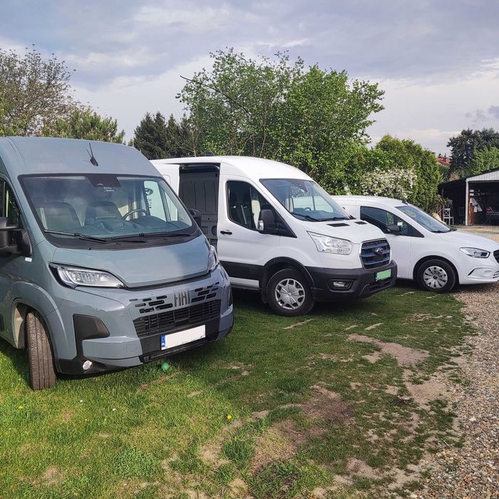 Transport samochodowy, bus, usługi transportowe