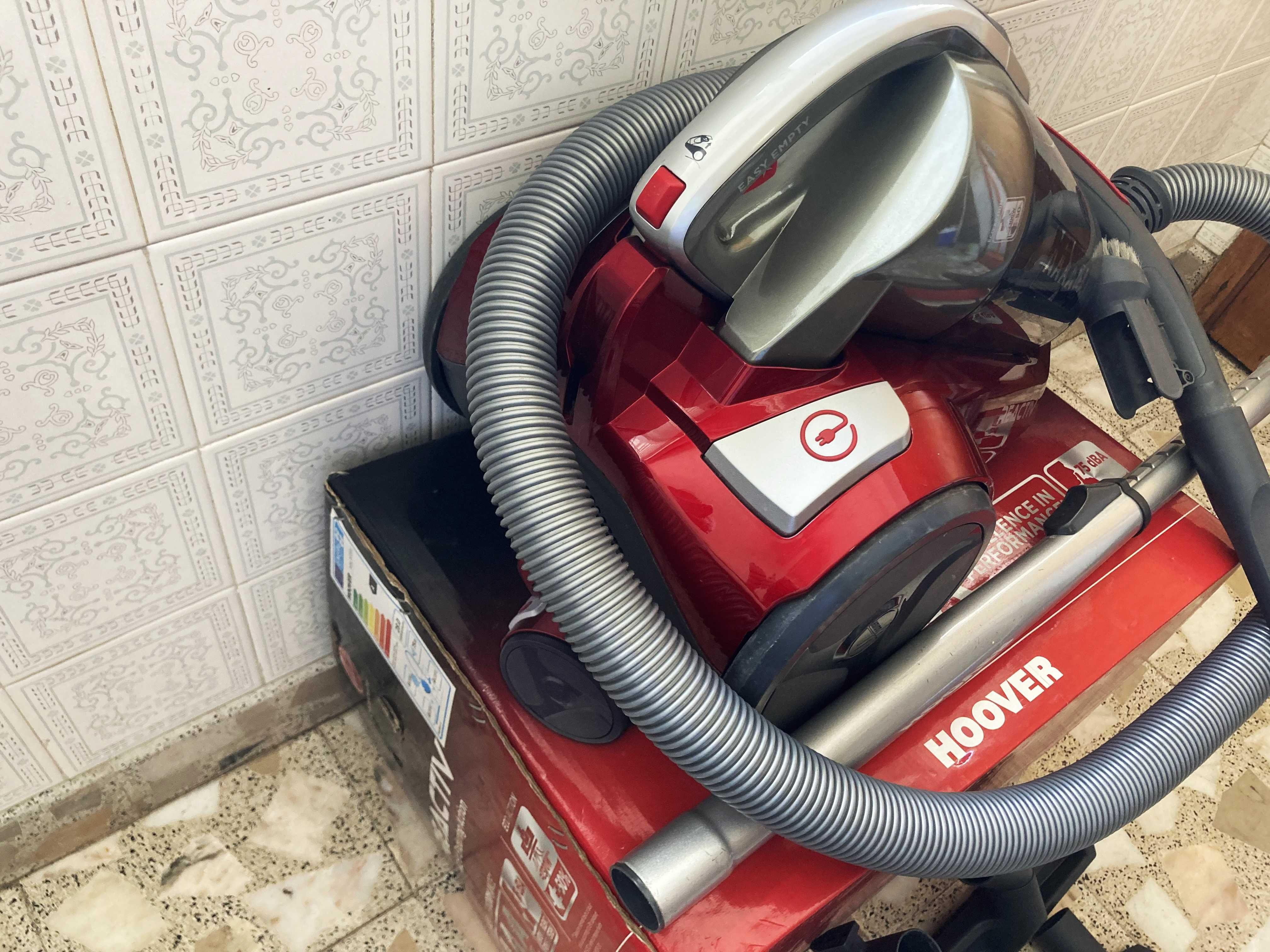 Aspirador de marca Hoover