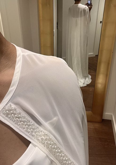 Vestido de noiva com capa personalizada TAM38