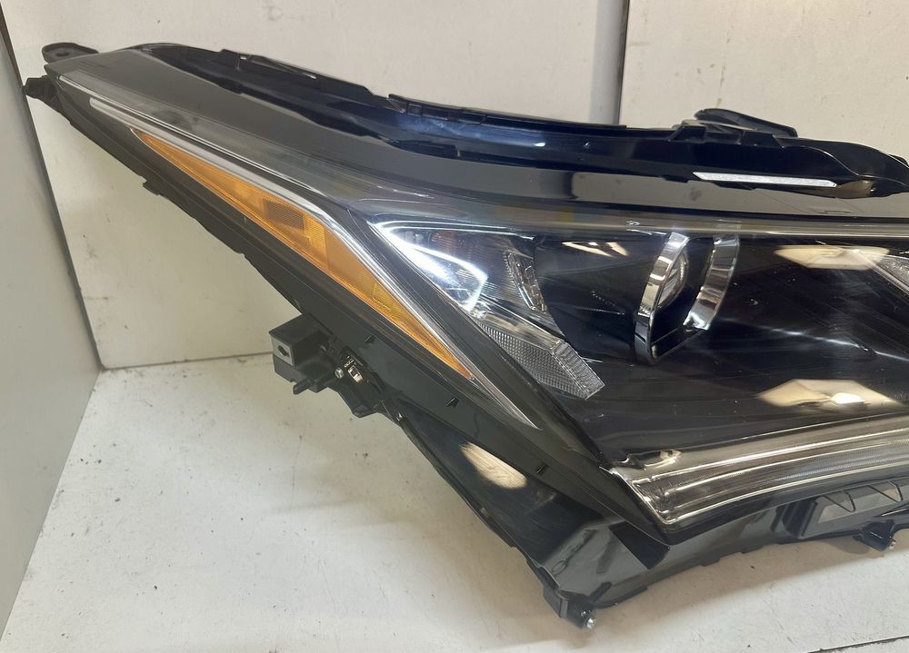 Фара права Lexus RX350 USA, 2016 -2019 81110-0E271