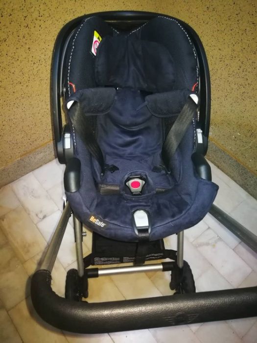 Bebé mobilidade: carrinho + alcofa + ovo, tudo topo gama