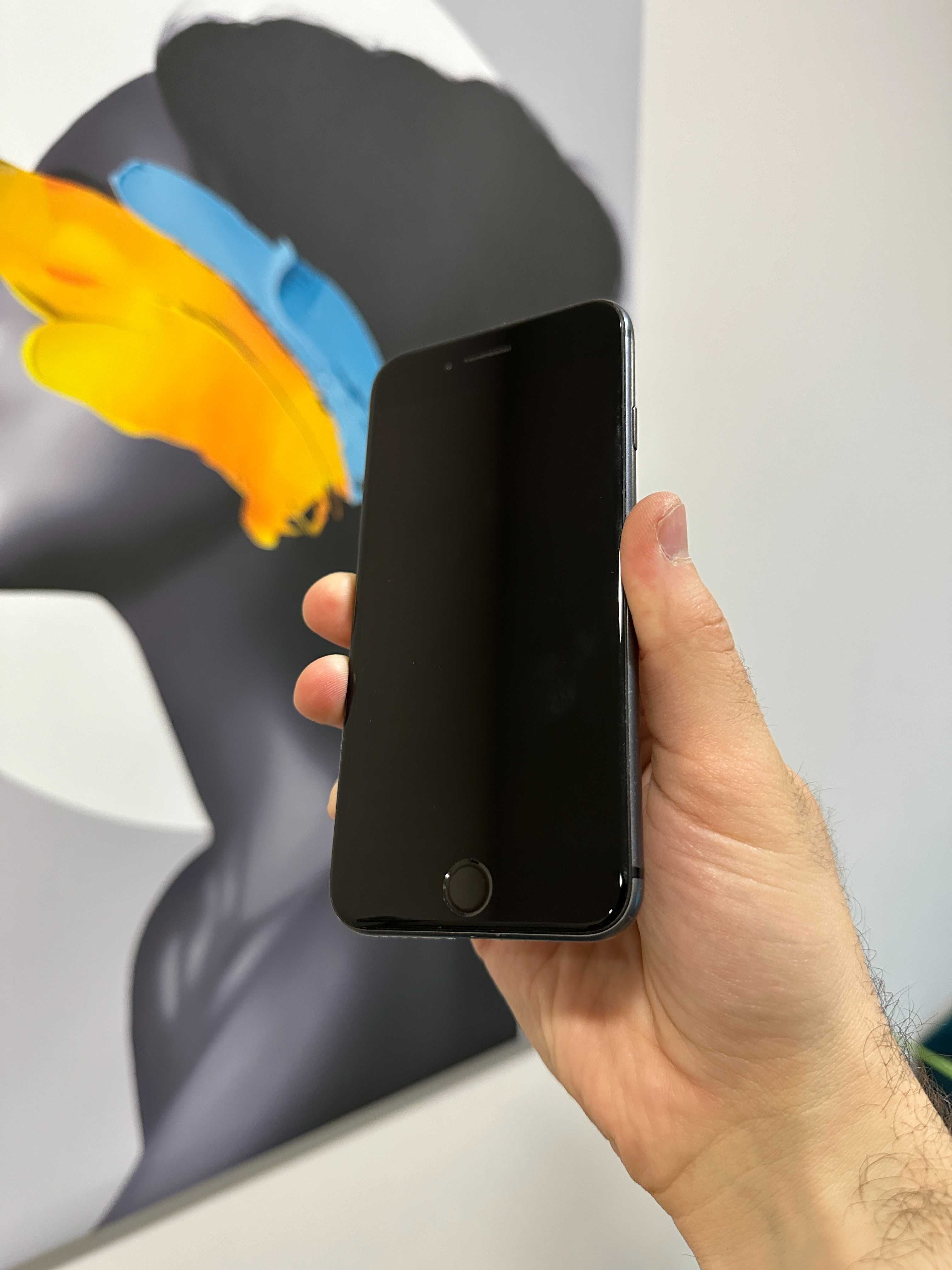 iPhone 8 Black Чорний АКБ 90% 64gb Neverlock Розстрочка Обмін Магазин