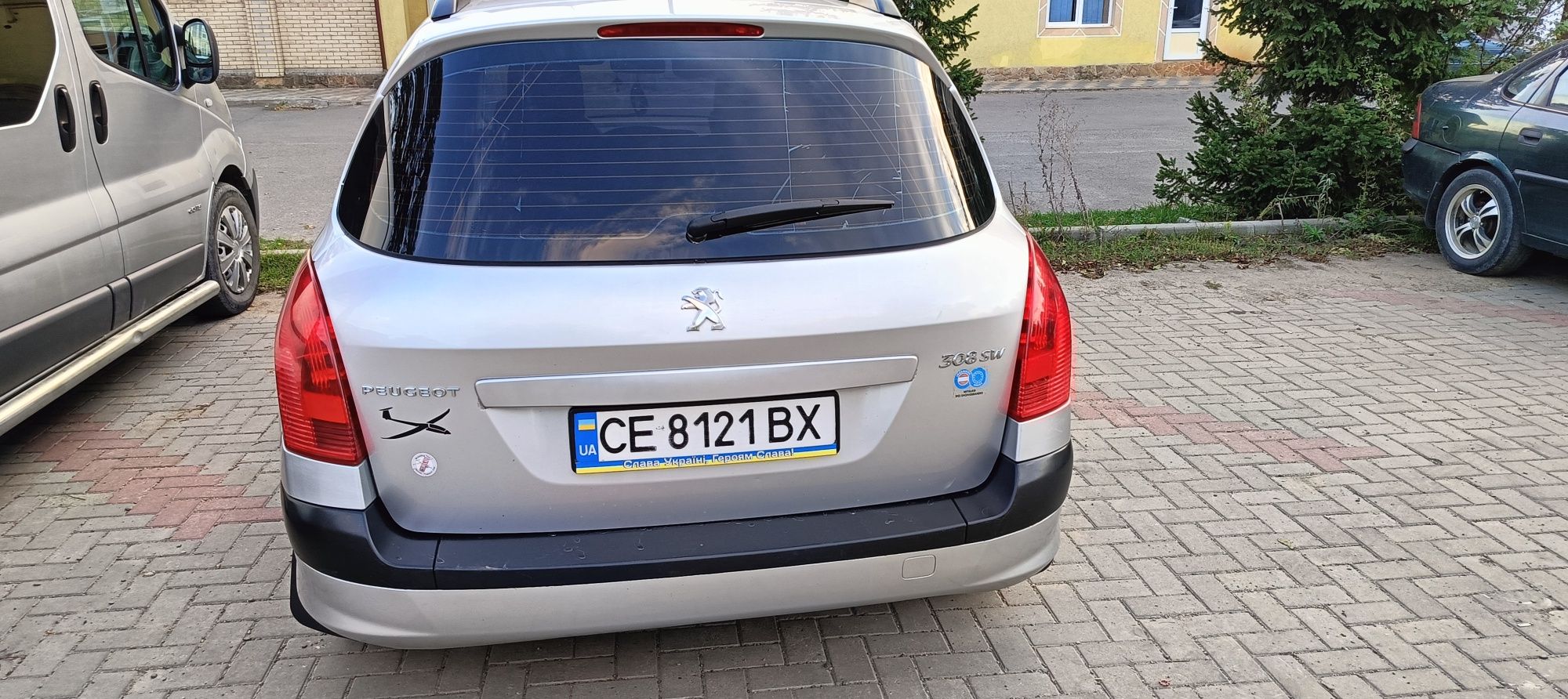 Peugeot 308 sw 2012 рік 1.6 hdi