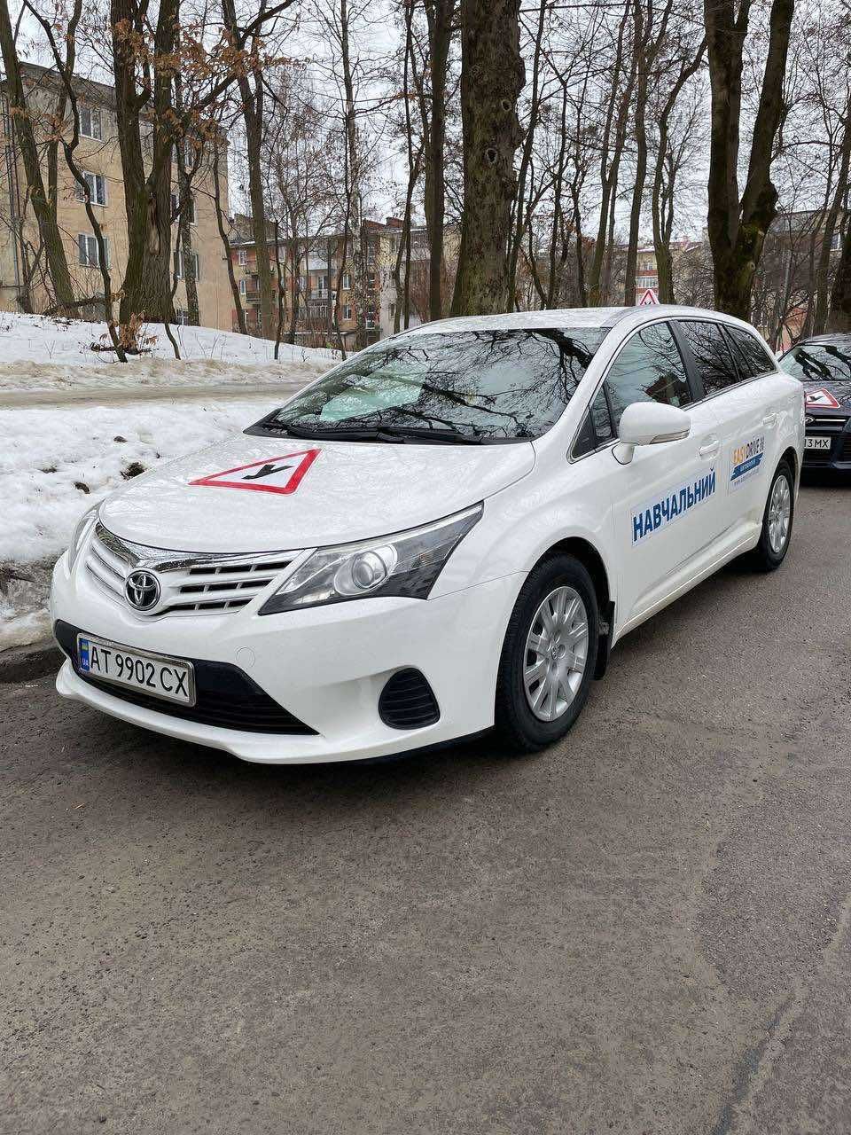 Автоінструктор, Приватні уроки водіння на автомобілі , мотоциклі.