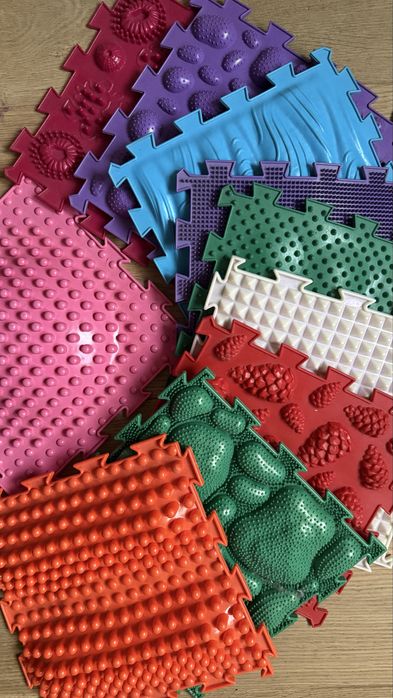 Ортопедичні різнотекстврні килимки Ортодон і Ортопазл. Дитячий килимок