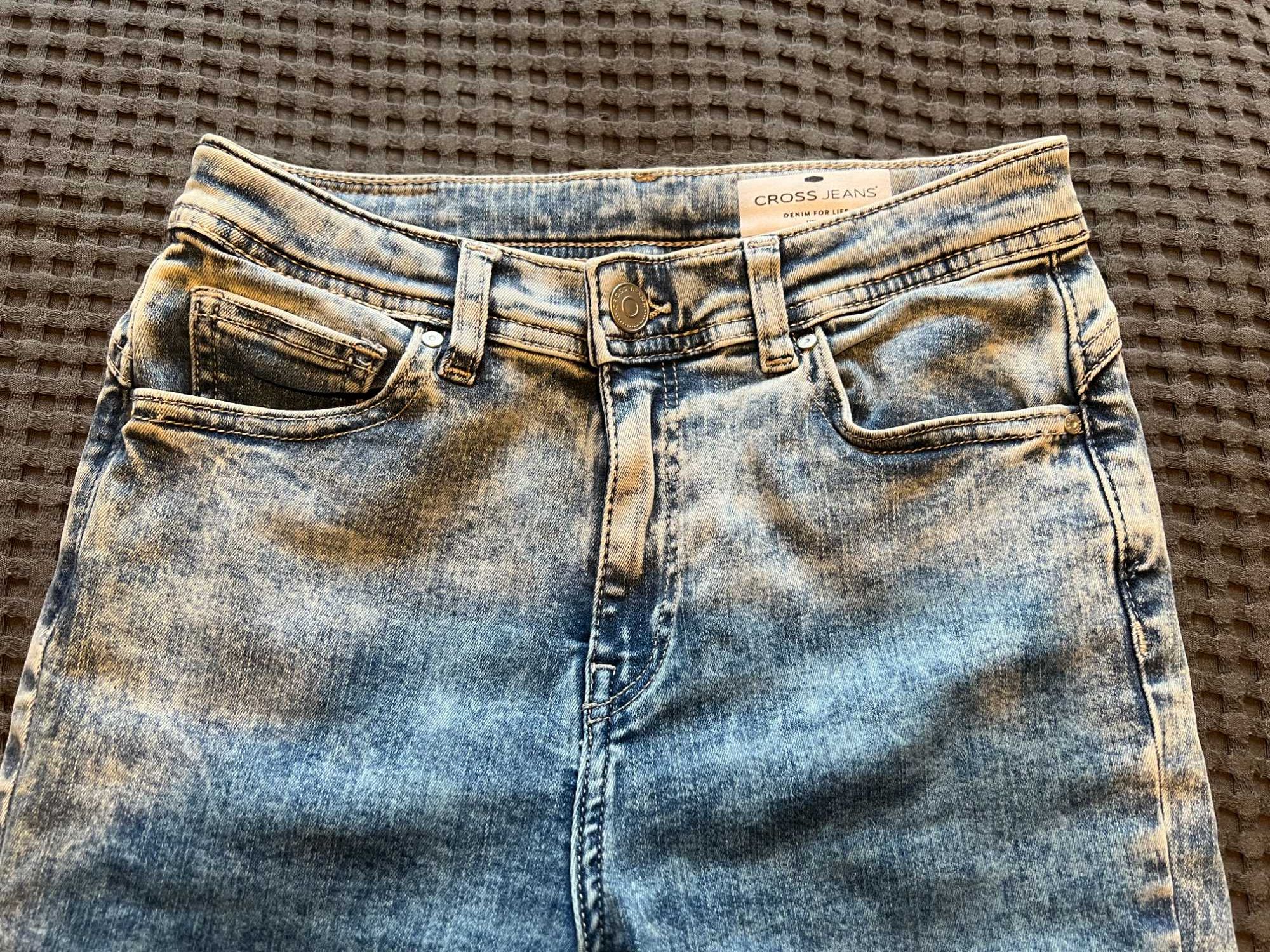 Damskie spodnie typu Jeans, jasne, marka Cross Jeans, r. W 26 L 30
