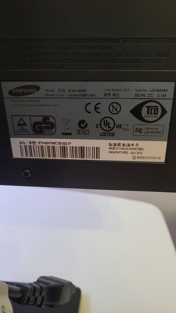 Zestaw monitorów Samsung 3szt  S19a450BR