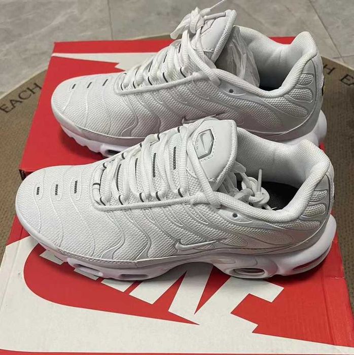 "Buty koszykówki "Nike_Air_Max_Plus_White R.43