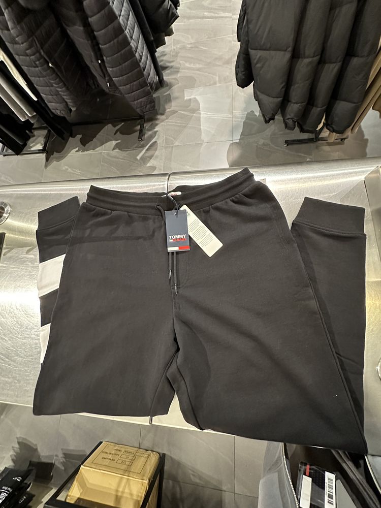 Tommy Hilfiger jeans spodnie dresowe męskie S 36 czarne dres