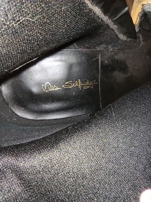 Текстильні чобітки в клітинку