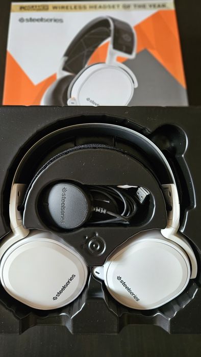 Ігрова гарнітура Steelseries Arctis 7