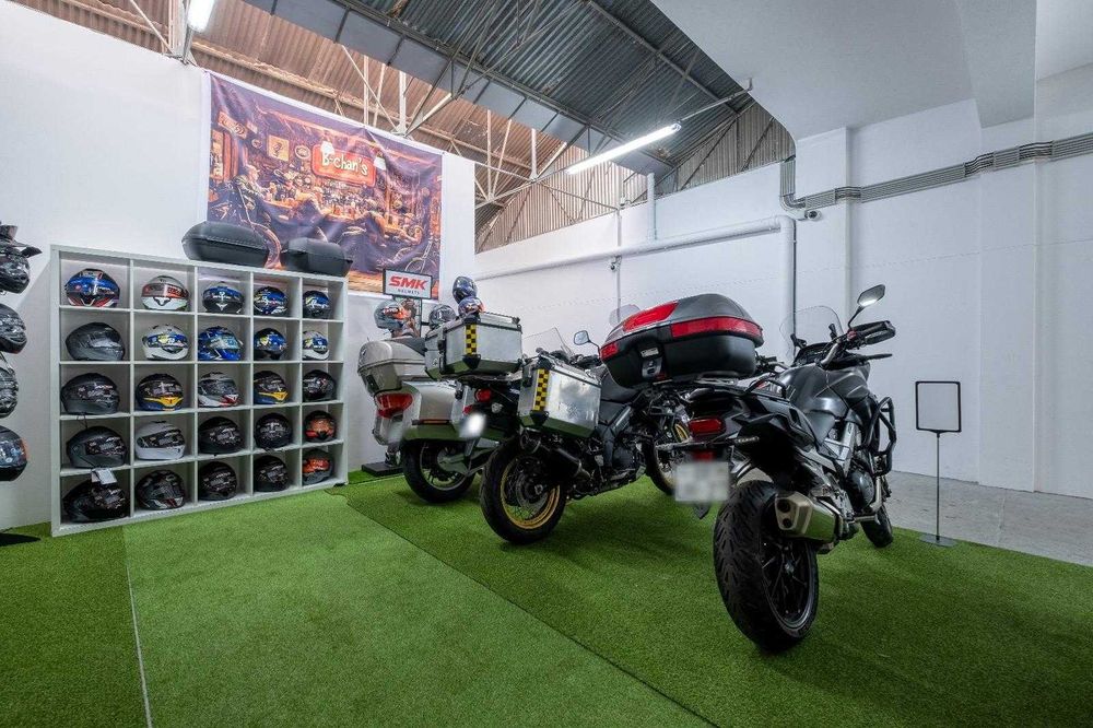 Trespasse de Stand de Motas em plena atividade