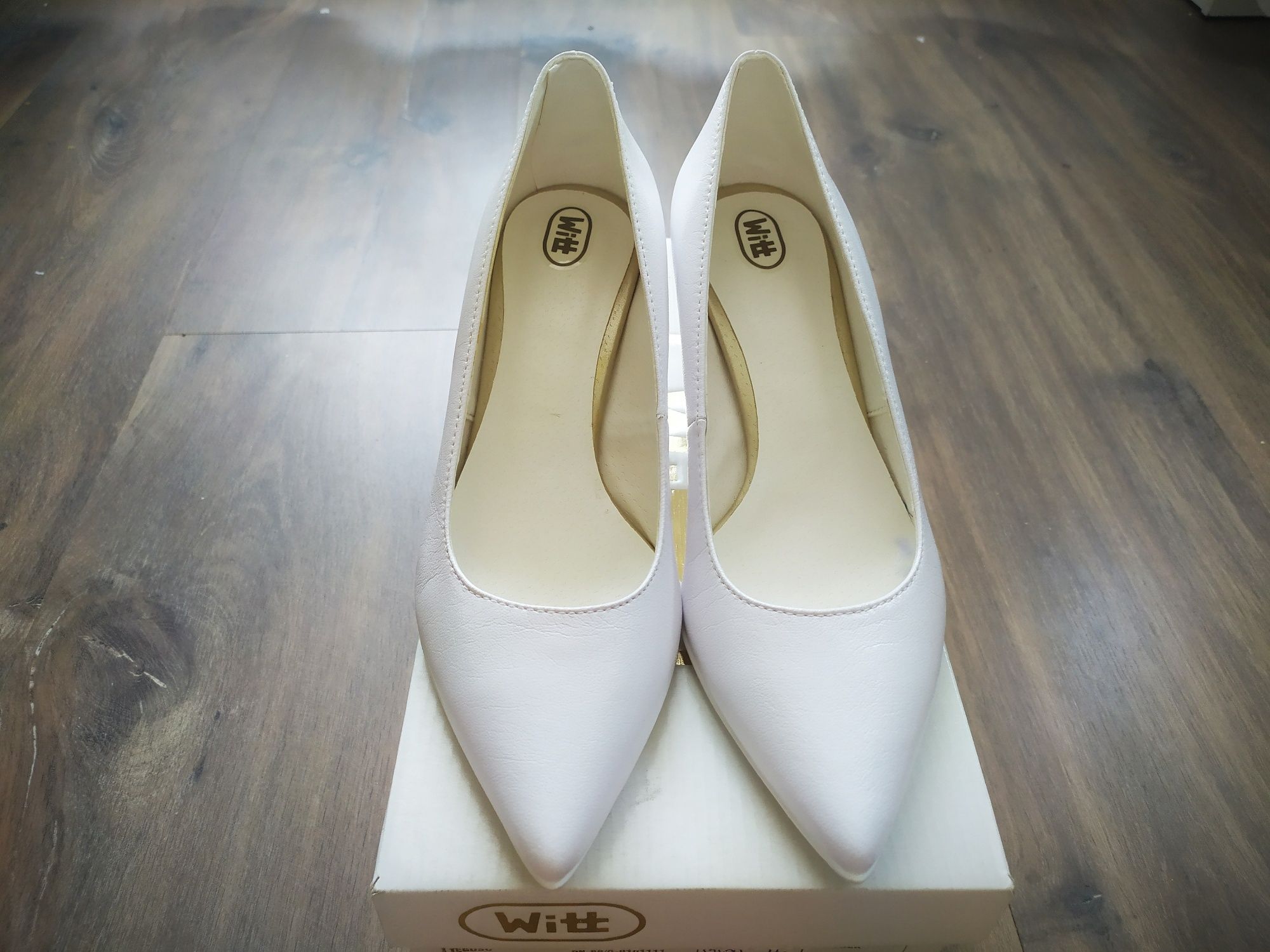 Buty białe ślubne WITT nieużywane rozm 37model 205