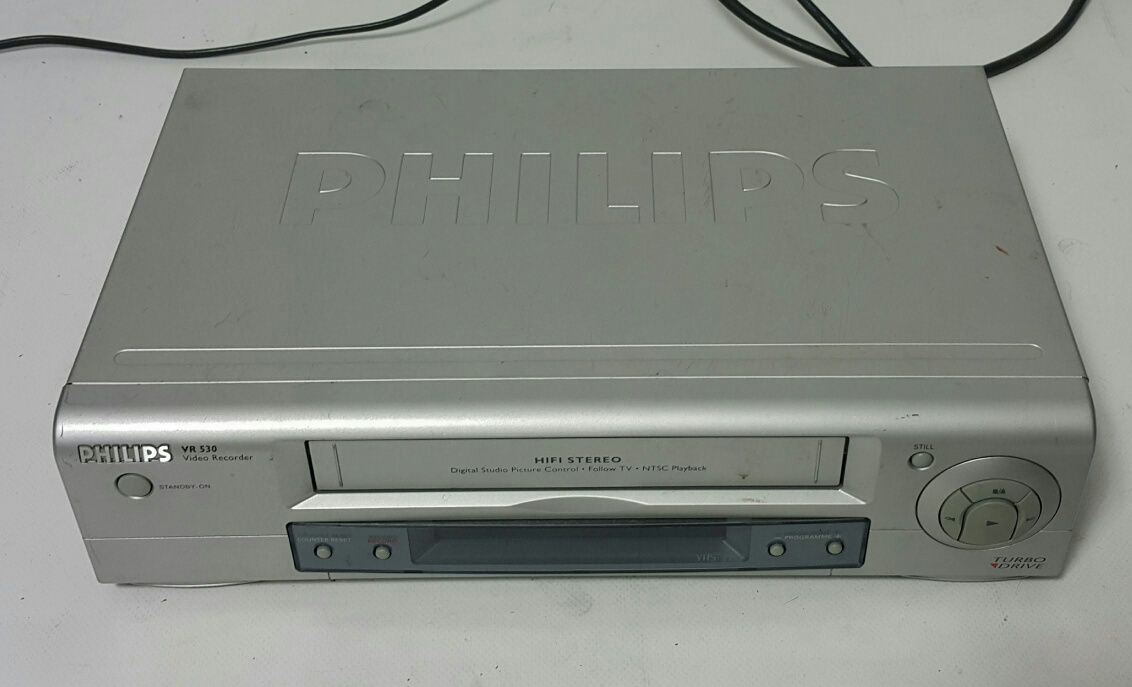 Sprawny magnetowid VHS Hi-Fi Stereo Philips