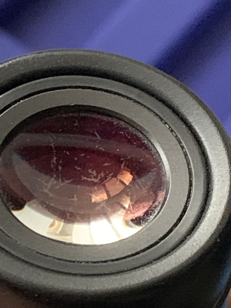 Бинокль Carl Zeiss Victory 10x42 HT