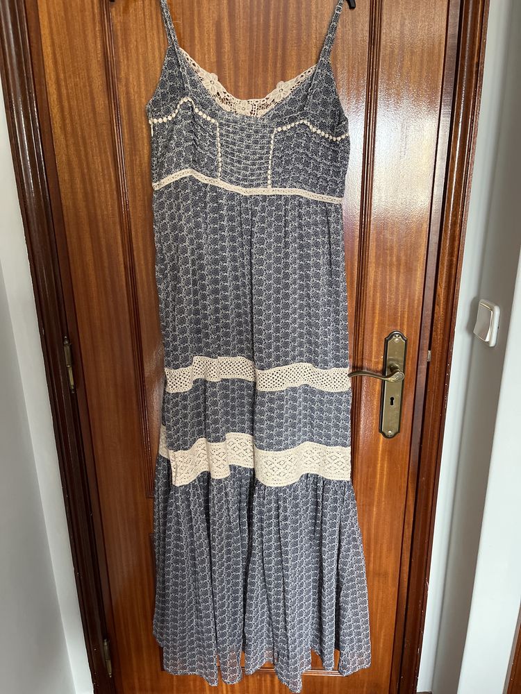 Vestido de alsas comprido azul