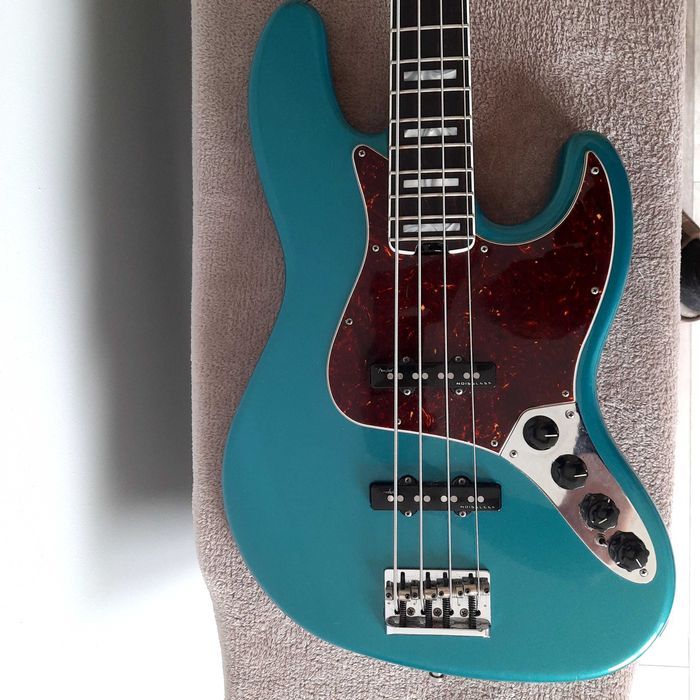 Fender Jazz-Bass elite