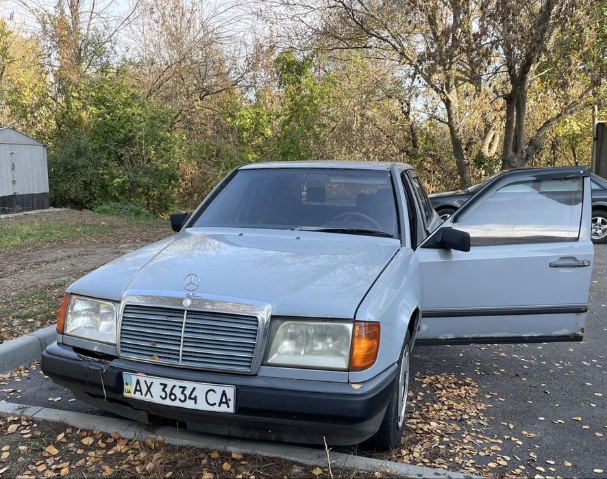 Mercedes w124 2.0газ/бенз на полном ходу
