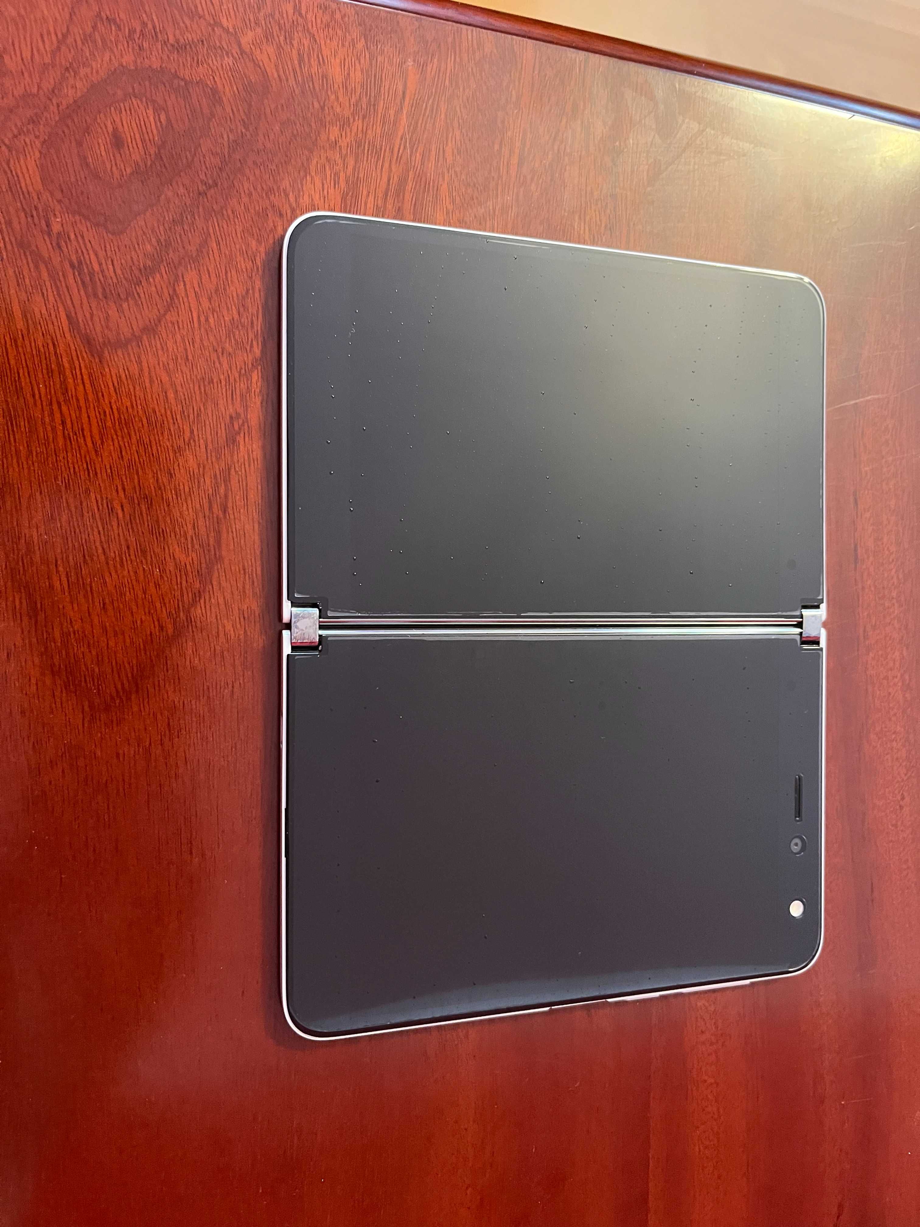 Microsoft Surface Duo - FV23%