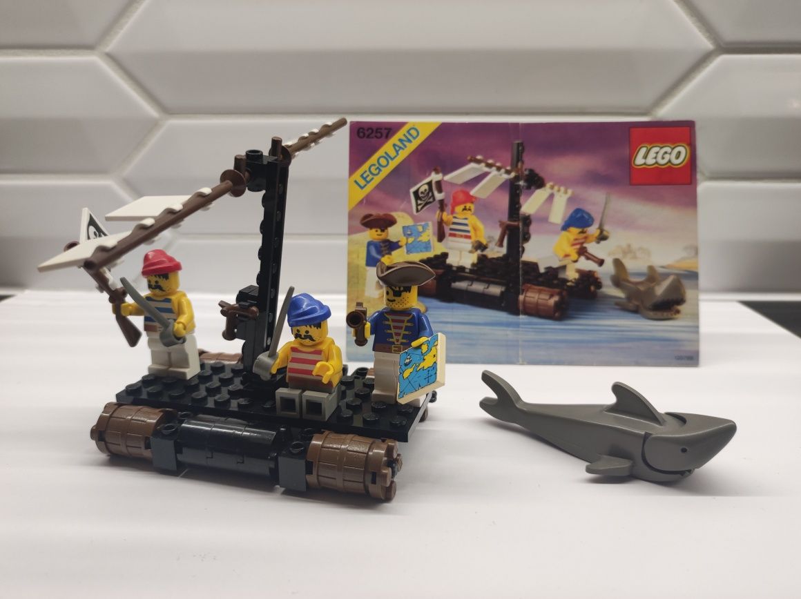 LEGO Pirates 6257 - Castaway's Raft