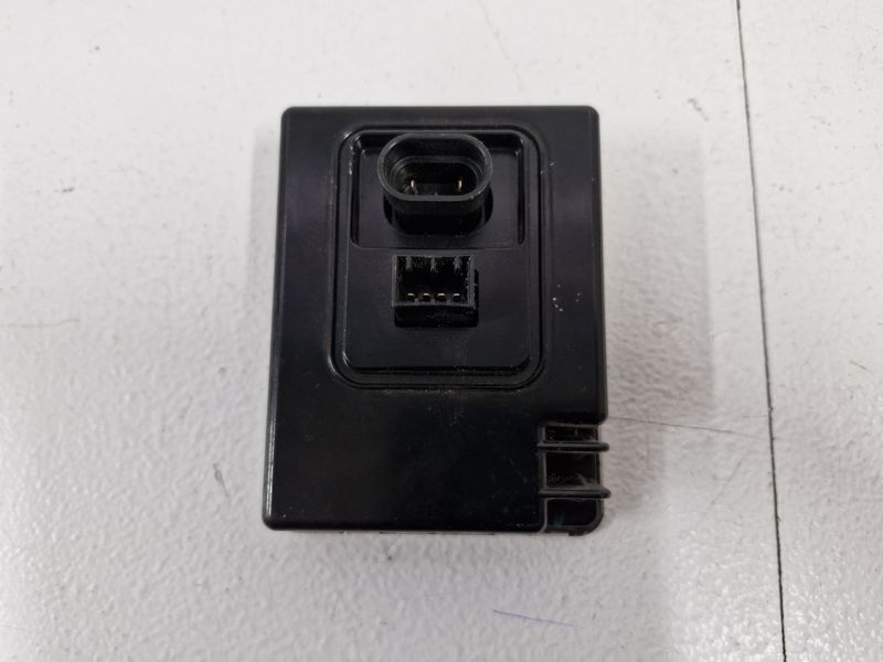 AUDI A4 B6 PRZETWORNICA LAMPY REFLEKTORA XENON KSENON 6021112099 W3T10671