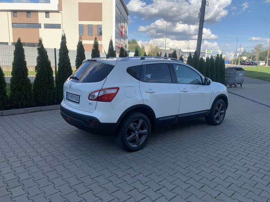 Продам Nissan Qashqai з автоматичною КПП