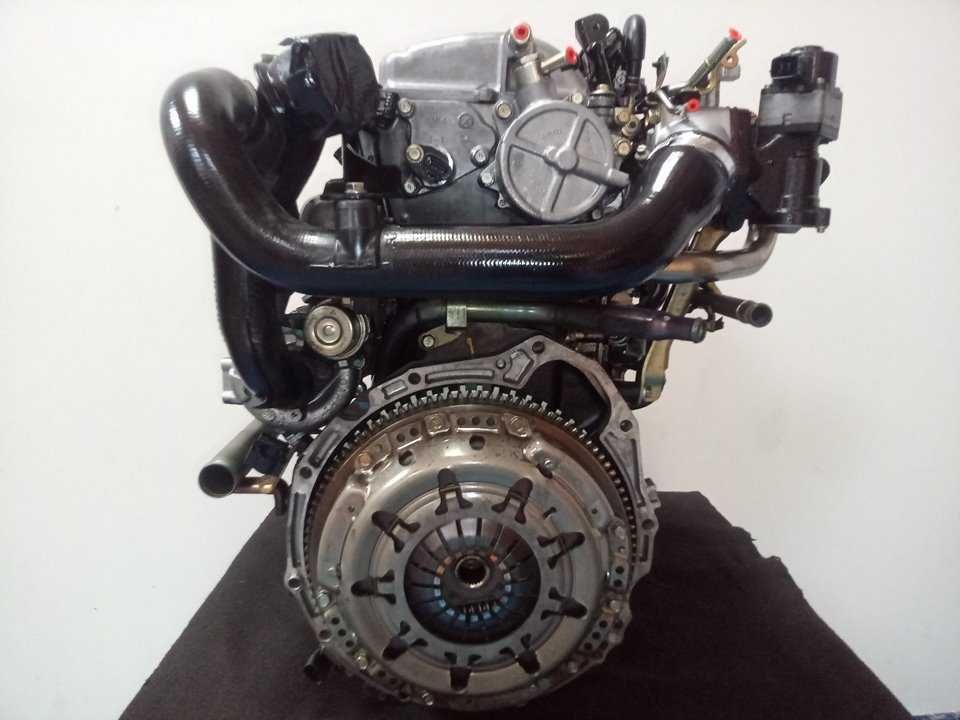 Motor Nissan Almera, Tino, Primera   2.2 DCi  126 cv    YD22