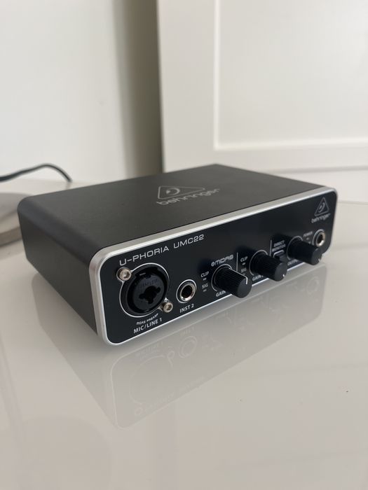 Behringer u-phoria umc22