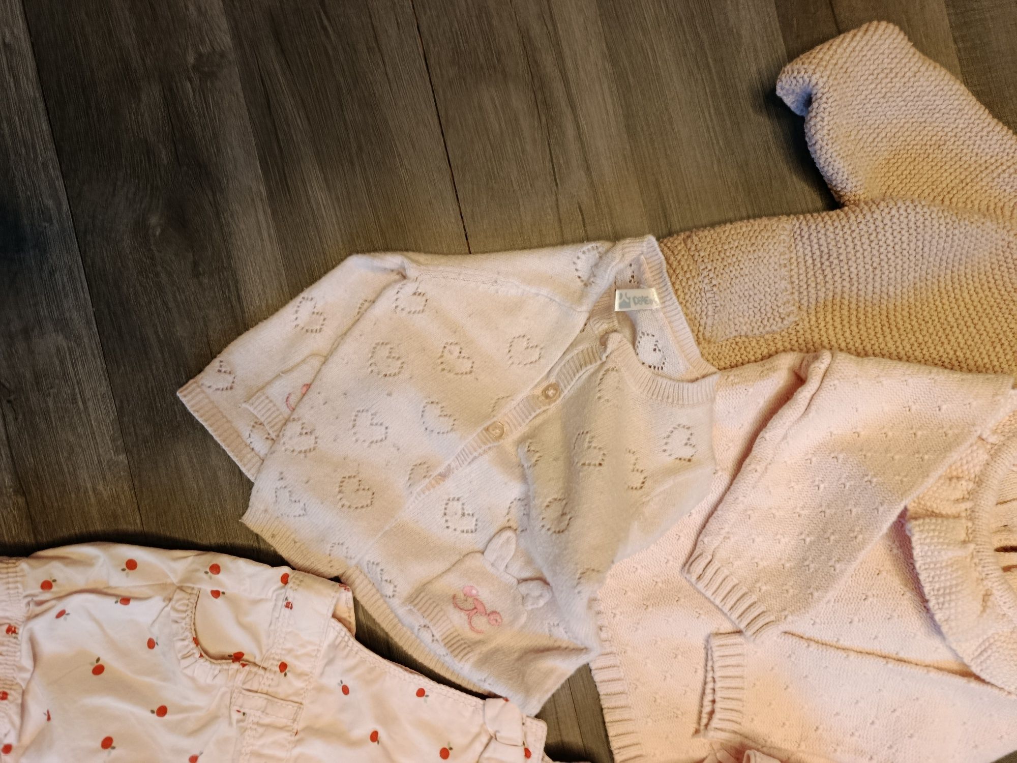 Paka ubranka dla dziewczynki body spodnie legginsy sweter
