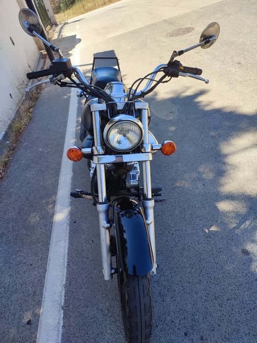 Suzuki Intruder VL 250