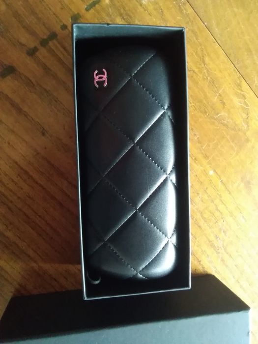 Caixa de óculos COCO CHANEL