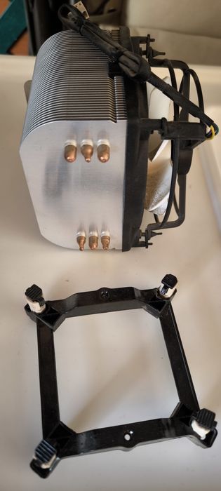 Ventoinha Cooler dissipador PC Artic Freezer 7 PRO