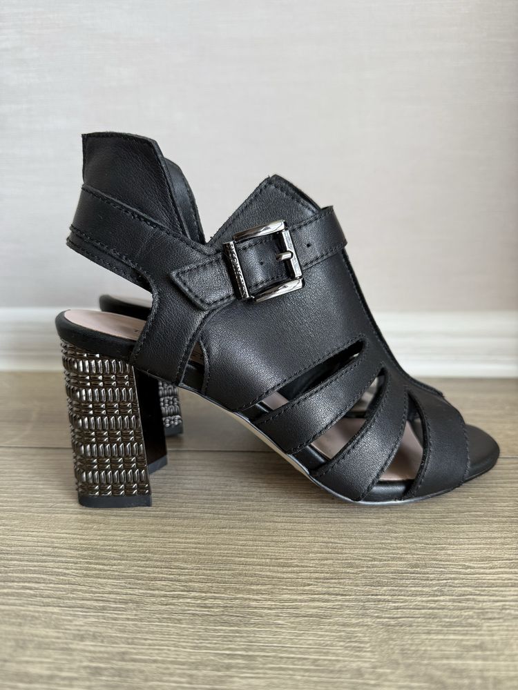 Шкіряні босоніжки TJ Collection handmade