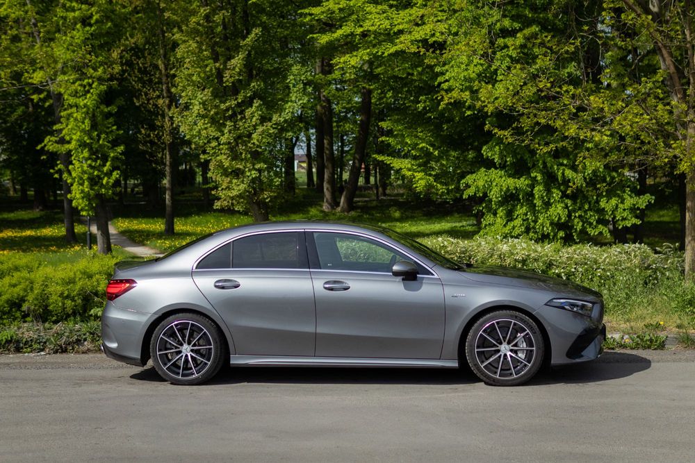 Okazja na Mercedes c300 4matic AMG Audi  miesiąc 4999  wynajem aut FV