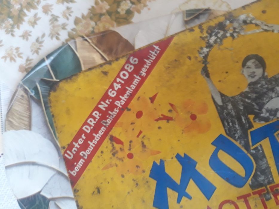 Stara puszka Art Deco Motki ok.1935 r.