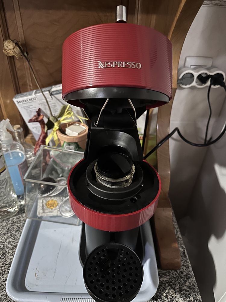 Máquina de café Nespresso Vertuo