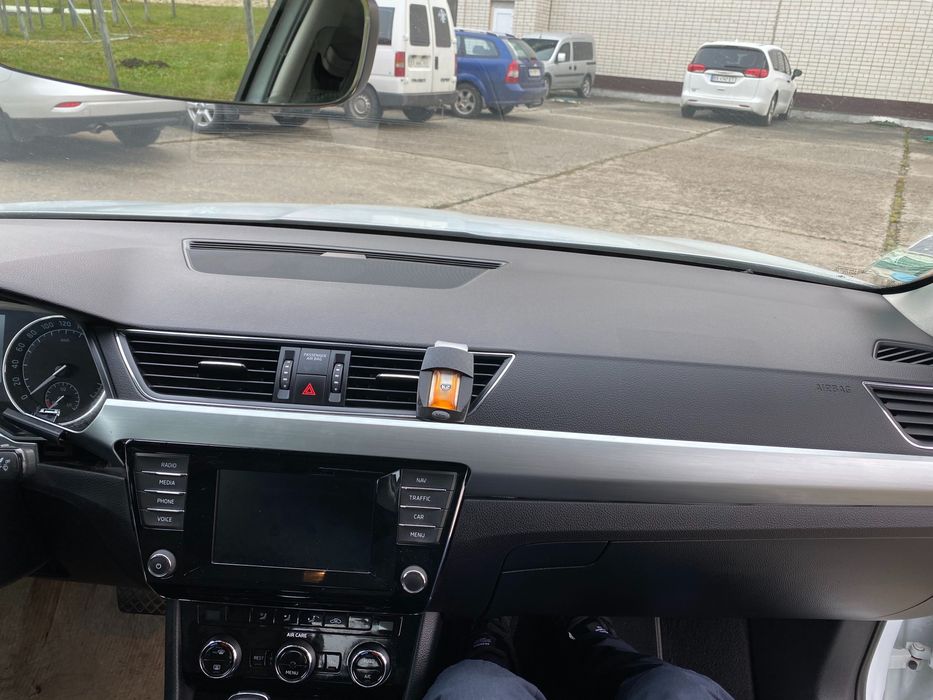 Продам Skoda superb панель