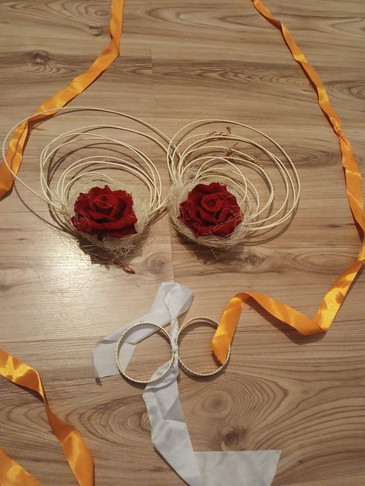 Ozdoby ślubne na samochód