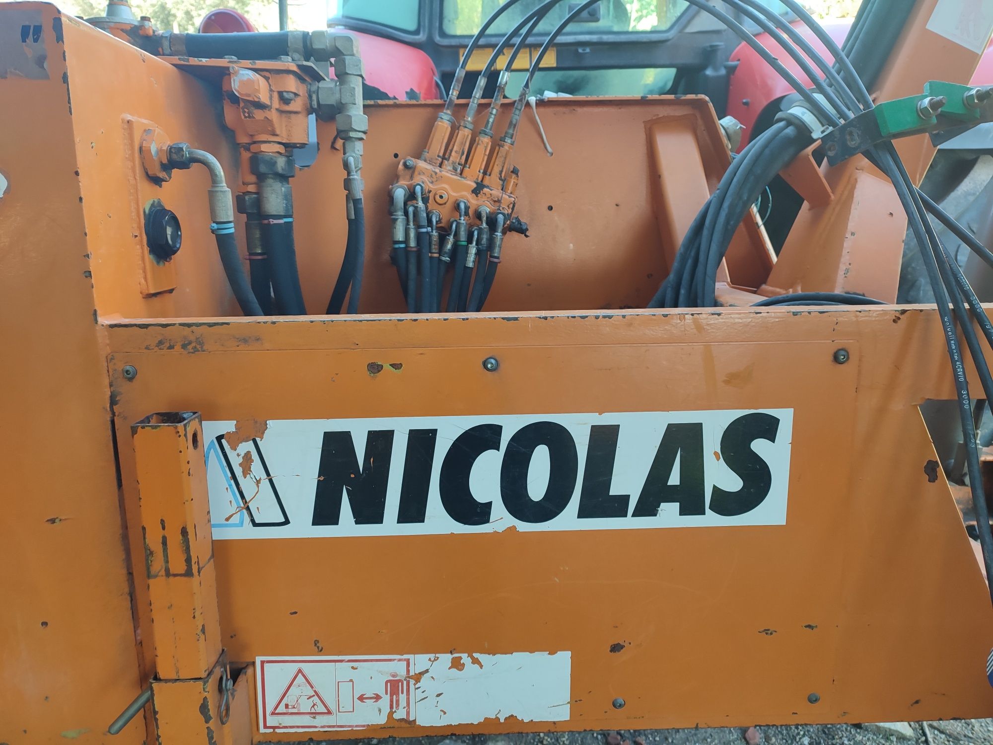 Limpa bermas Nicolas