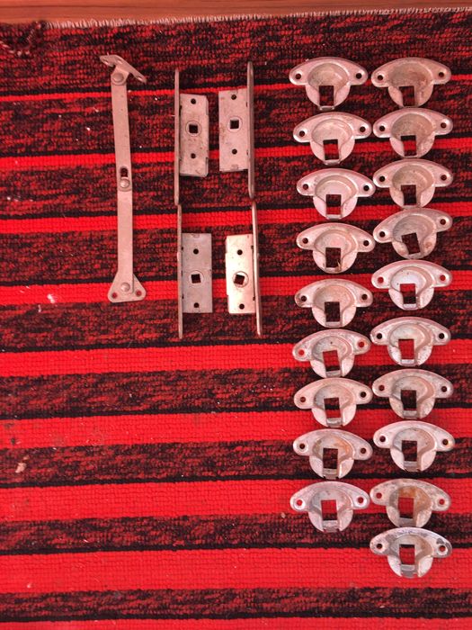 Мебельная фурнитура