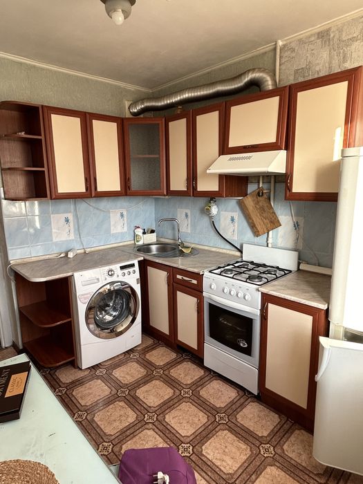 Продам кухню в гарному стані