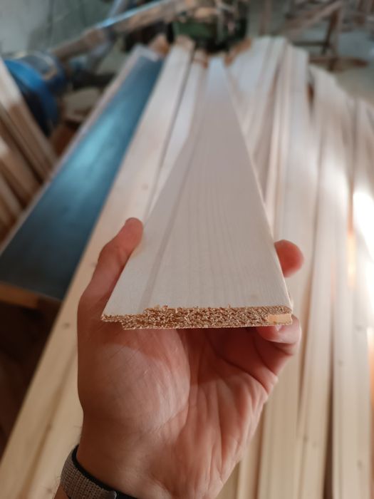 Вагонка дерев'яна, підлогова дошка