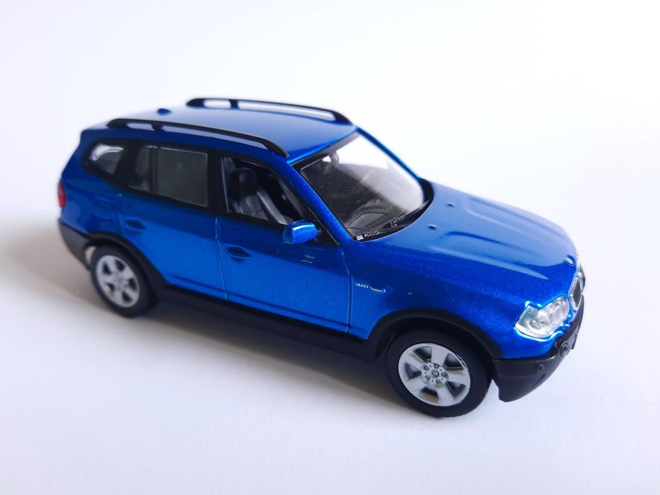 Колекційна Автомодель WELLY: Nex — BMW X3 3.0i E83 2004, Синій (1/43)